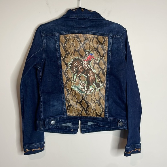 Lola Jeans | Women’s Dark Wash Western Snake Skin Print Details Size Small NWT - Picture 1 of 6